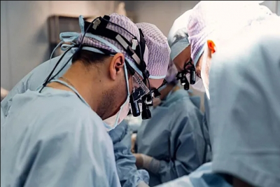 В Новосибирске врачи спасли ребенка из Киргизии с тяжелыми повреждениями сердца