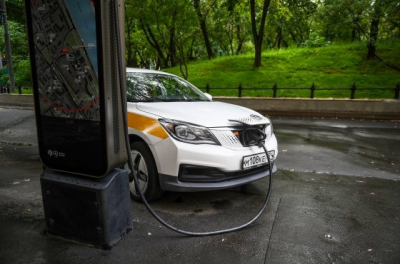 Зарядная инфраструктура для электромобилей отстает от темпов роста их числа