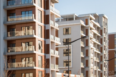 Предложений в новостройках Москвы на стадии котлована стало вдвое меньше &mdash; особенно упал массовый сегмент