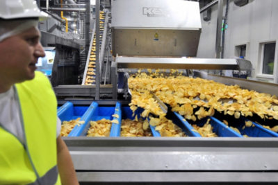 PepsiCo предупреждает о возможных перебоях в поставках чипсов Lay’s