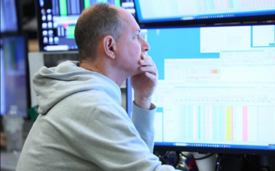 Американский рынок акций потерял $1 трлн из-за падения акций крупных технологических компаний